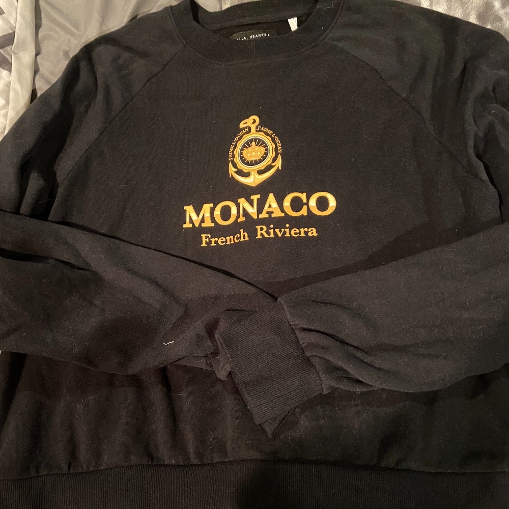 graphic crewneck